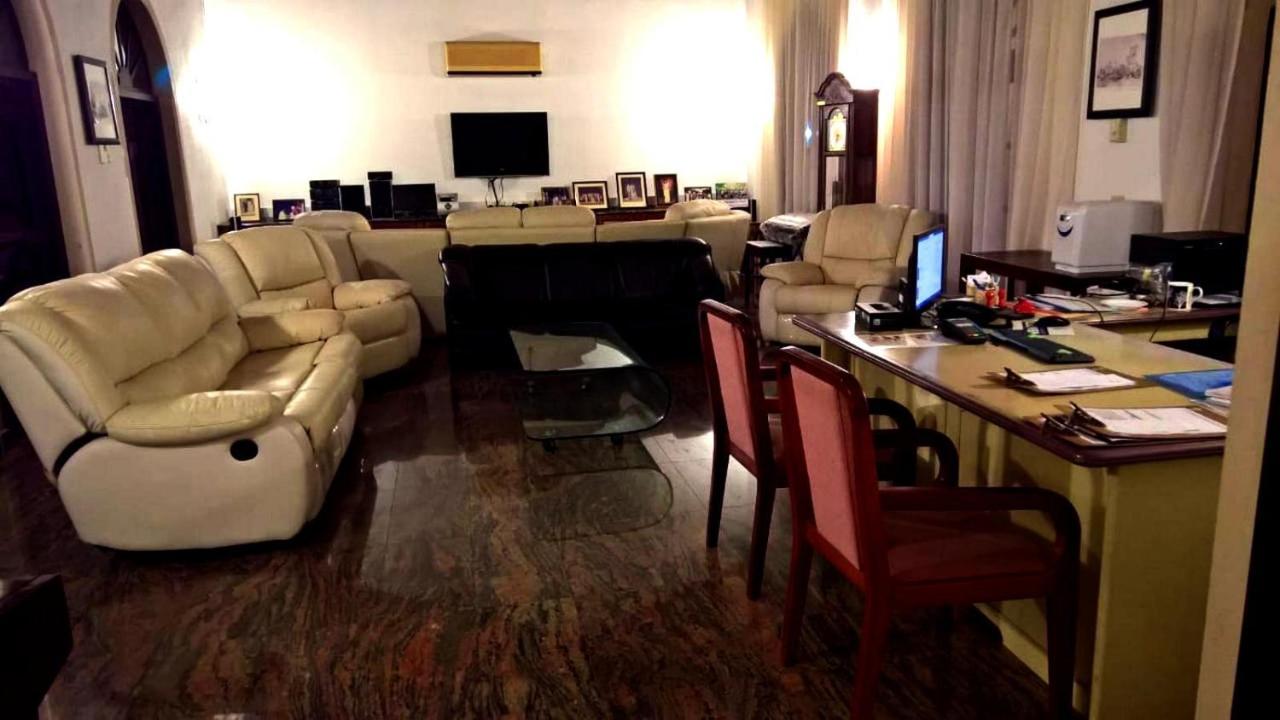 Tropical Villas Negombo Esterno foto