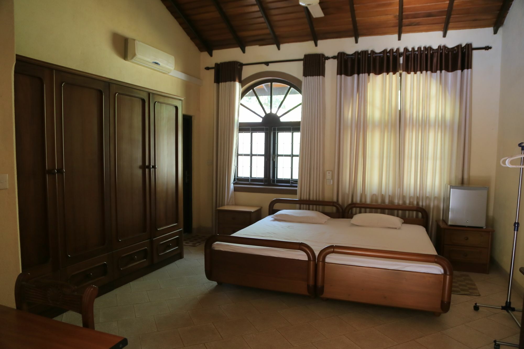Tropical Villas Negombo Esterno foto