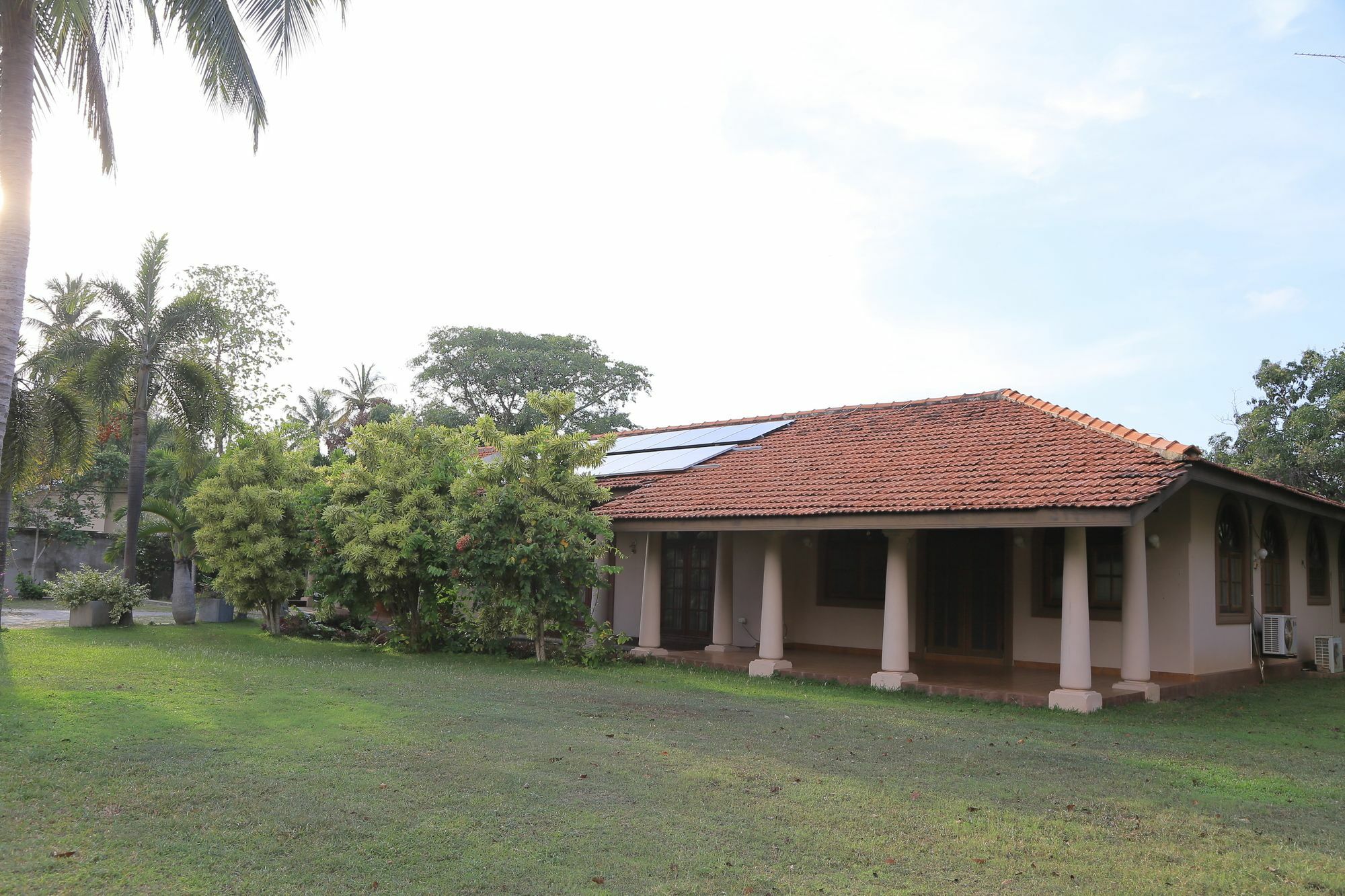 Tropical Villas Negombo Esterno foto